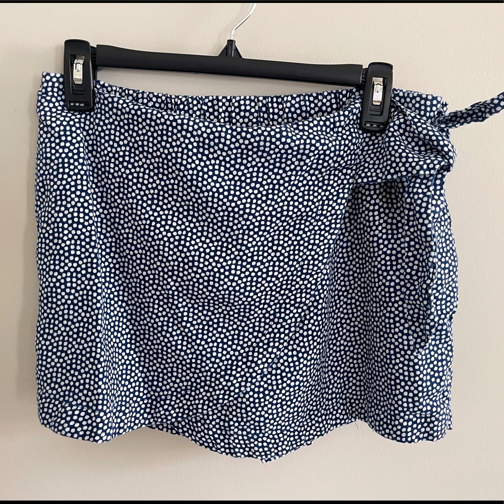 Vineyard Vines Skort (Skirt w/shorts)